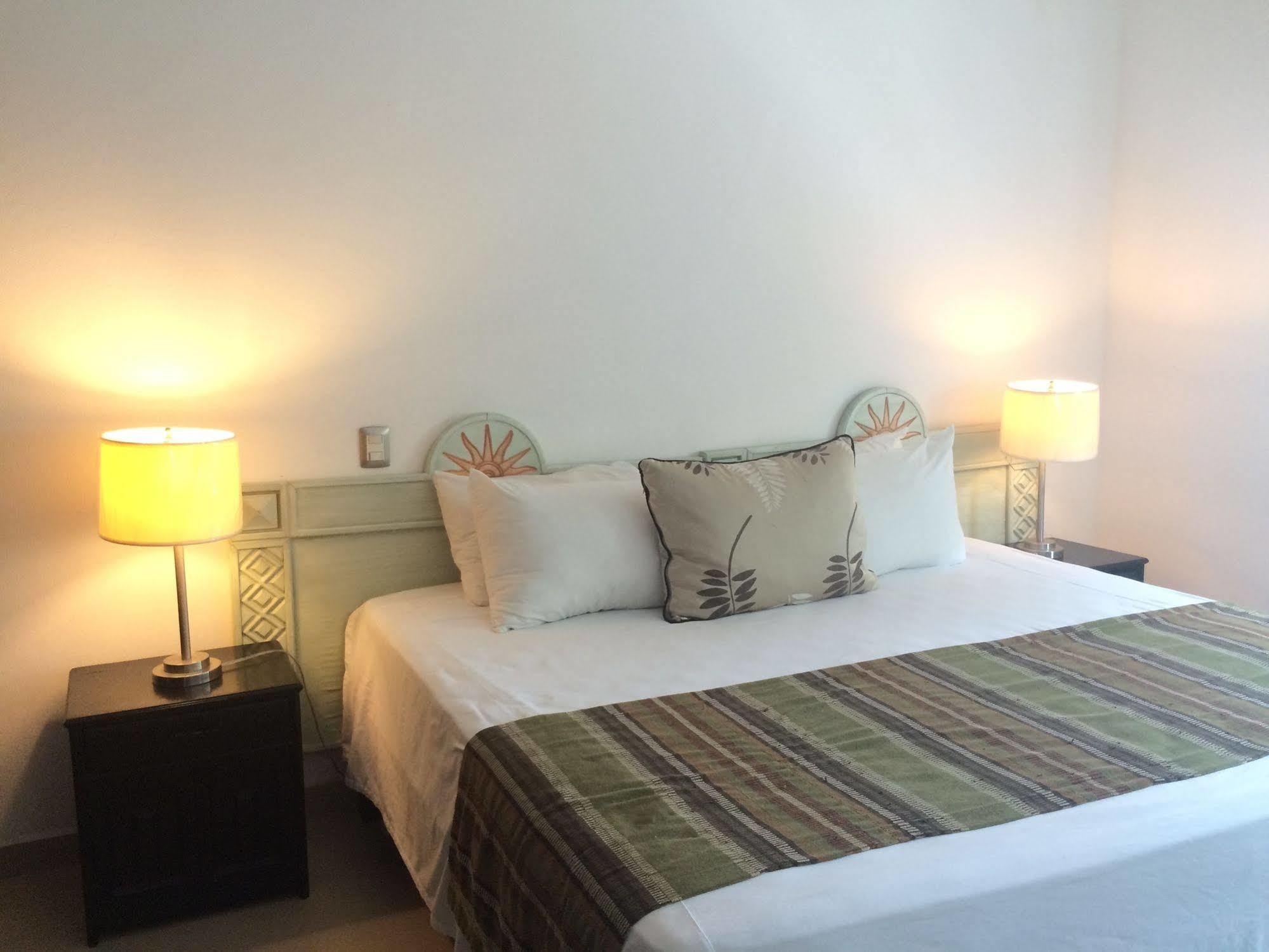 Nasim Con Acceso Club Gratis, Metros 5th Avenida Apart-hotel Playa del Carmen